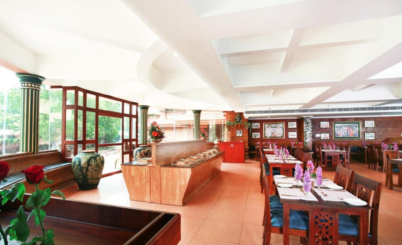 Krishna Beach Resort Kannúr Kültér fotó
