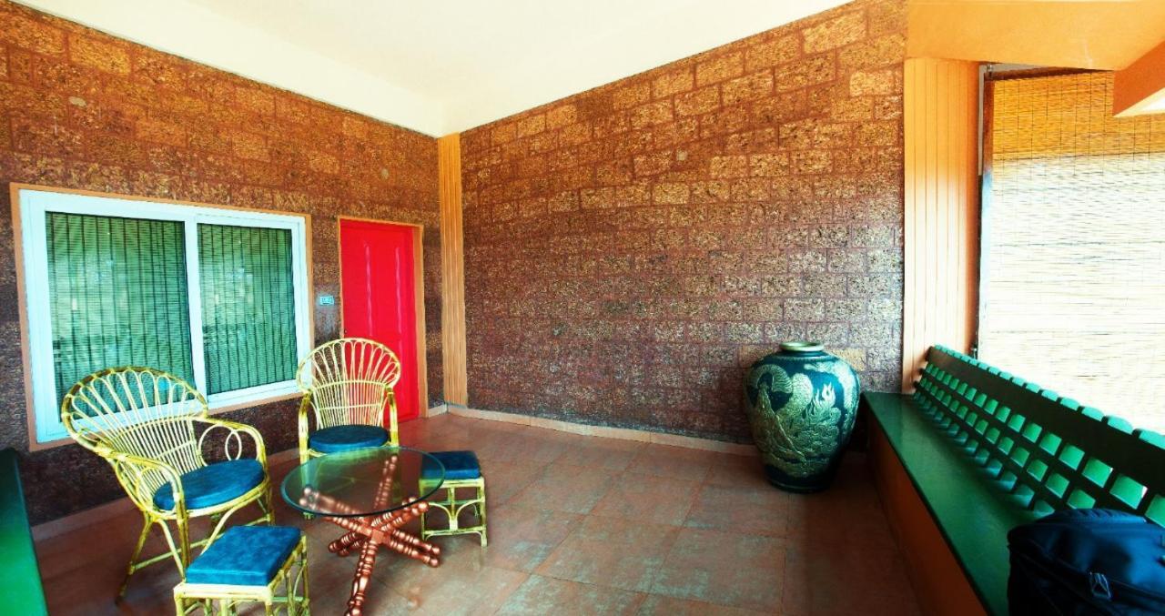 Krishna Beach Resort Kannúr Kültér fotó